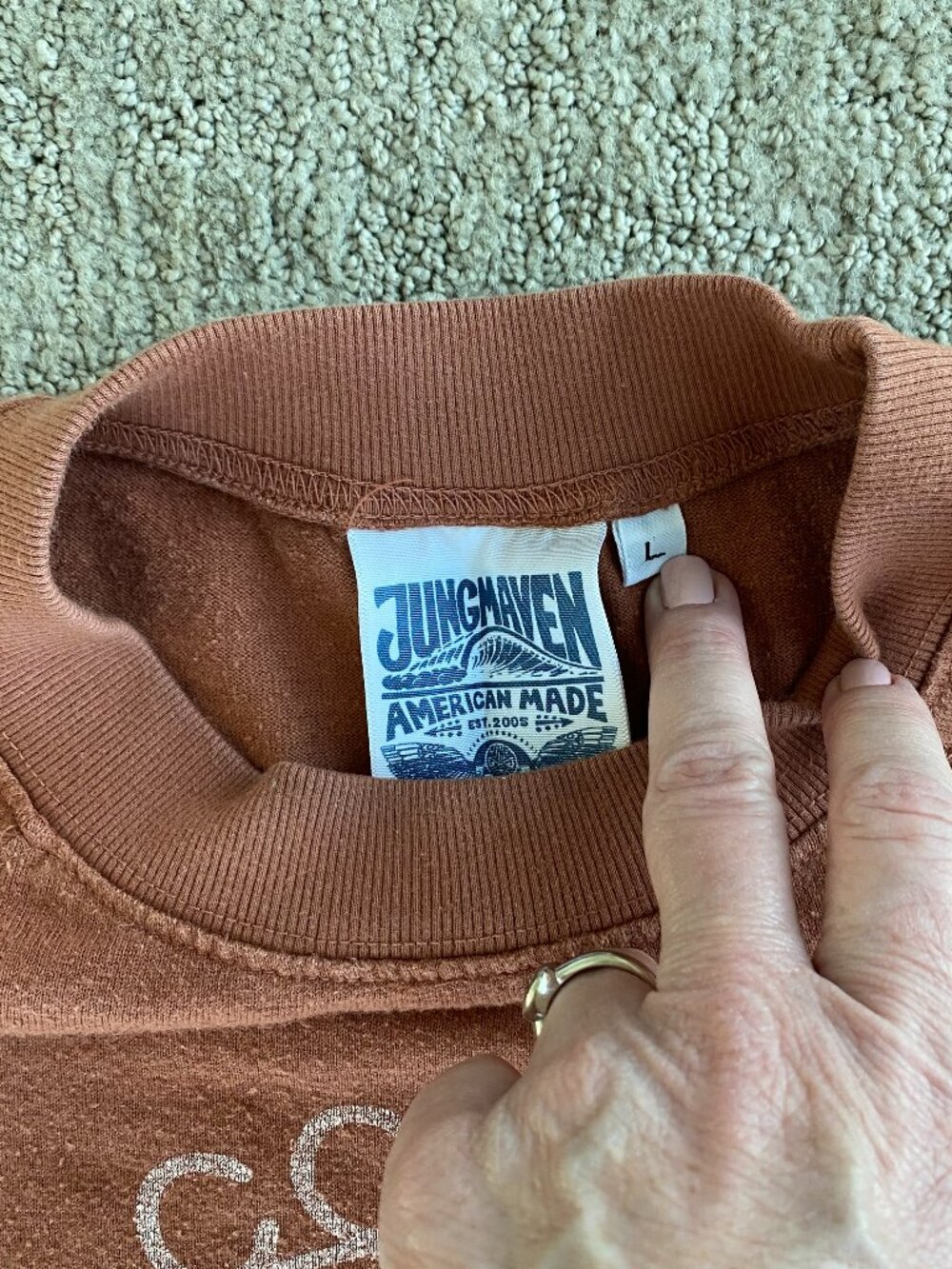 El Cosmico Marfa High Desert Short-Sleeve Sweatshirt - Picture 2 of 7